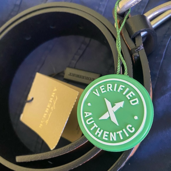 VINTAGE BURBERRY CHECK LEATHER BELT - Picture 2 of 5